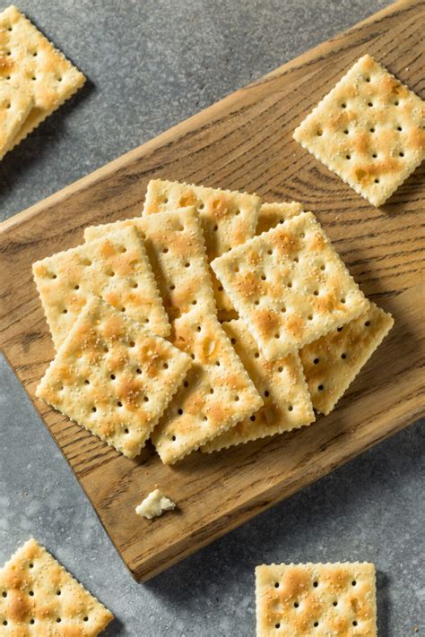 Are Saltine Crackers Healthy Daily Medicos