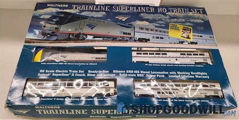 Vintage Walthers Trainline Superliner HO Gauge AmTrak Train Set