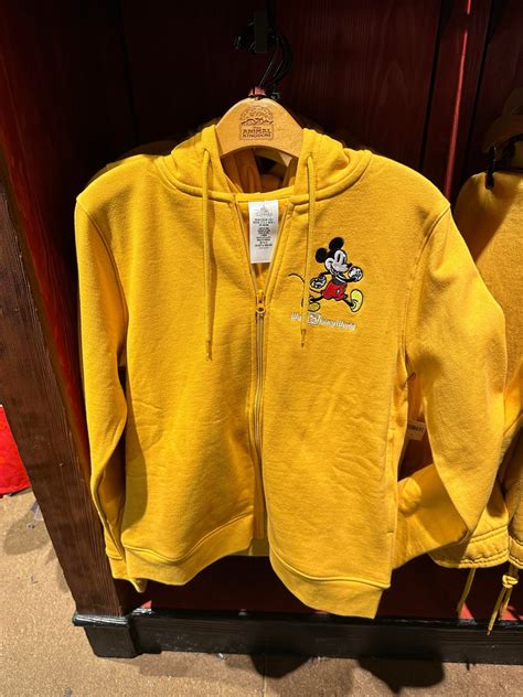 Classic Walt Disney World Sweatshirts Come To Discovery Trading Company