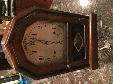 Vernon Mantle Clock By New Haven Clock Co Collectors Weekly