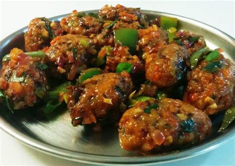 Vegetable Manchurian Dry Recipe by Shivani Nair - Cookpad