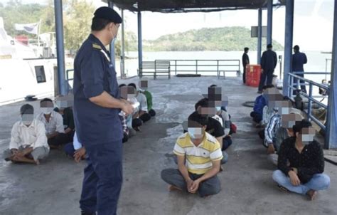 Apmm Tahan Dua Nelayan Vietnam Di Perairan Kemaman Kosmo Digital