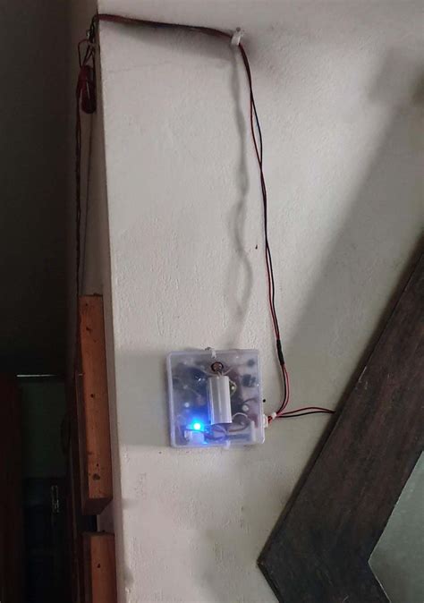 Less Annoying Intruder Alarm System Using Basic Circuits 12 Steps