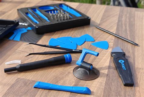 Review IFixit Essential Electronics Toolkit GadgetGear Nl