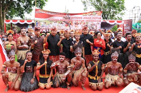 Parade Budaya HUT Ke 124 Kota Negara Kilas Bali