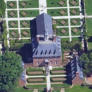 The Governor's Palace at Colonial Williamsburg in Williamsburg, VA - Virtual Globetrotting