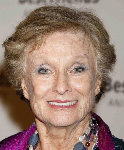 Cloris Leachman Hot Bikini Image Gallery Images Photos Pics Cinemagigs