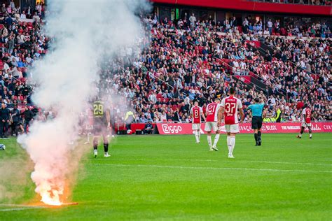 Feyenoord Fans Woedend Wegens Ajax Nieuwtje Knvb Soccernews Nl