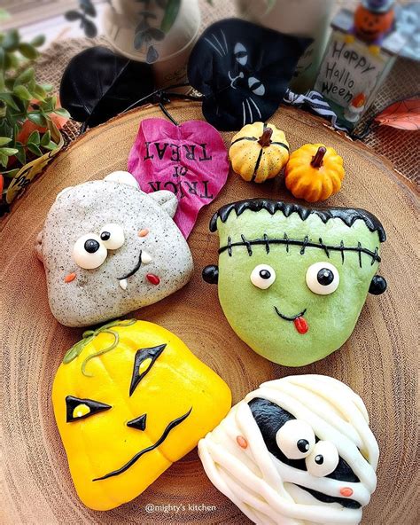 Halloween Buns By Mightykitchen9 On Instagram Cute Buns Steamed Buns