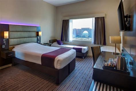 Premier Inn Dubai Ibn Battuta Mall Rooms Pictures And Reviews Tripadvisor