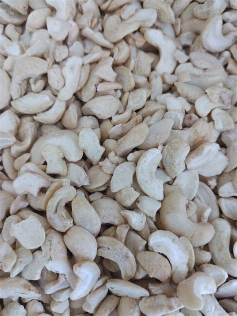 Benin Origin Split Cashews Packaging Size Kg At Rs Kg In