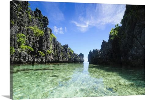 Crystal Clear Water In The Bacuit Archipelago Palawan Philippines Great Big Canvas