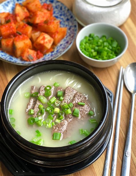 Easy 1 Hour Seolleongtang Korean Ox Bone Soup