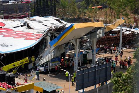 Mumbai Billboard Collapse Leaves At Least 14 Dead As Dozens Feared