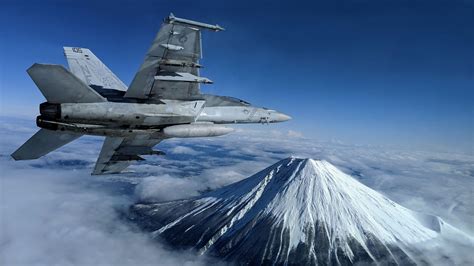 Japan 29 January 2020 A US Navy F A 18F Super Hornet From VFA 102