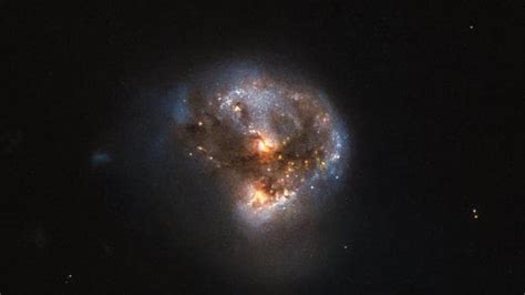 El Telescopio Hubble Capta Un Trepidante Megam Ser Gal Ctico