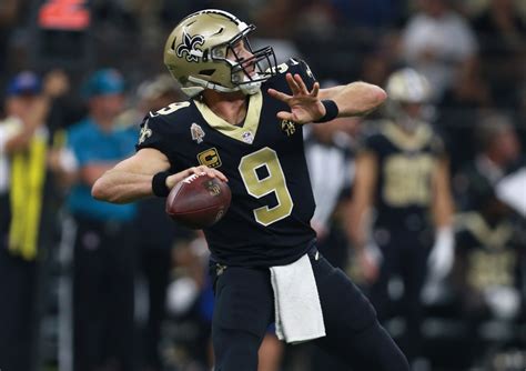 Drew Brees Takes Top Spot Among Nfl All Time Passing Yardage Leaders