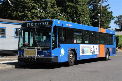 Trimet 2020 Gillig Brt 40 4233 Jackson Roberson Flickr