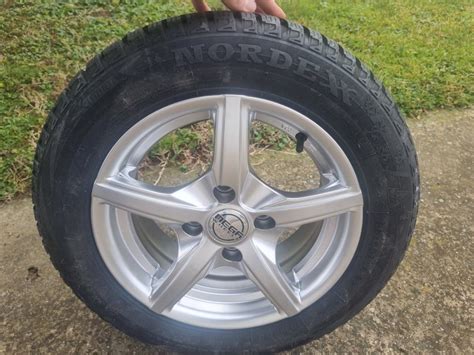 Mega Wheels Alu Felge Nove ZIMSKE Gume Nordex 4kom