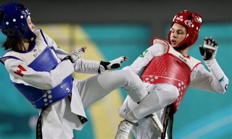 Maria Clara é prata e Lucas Ostapiv bronze no taekwondo