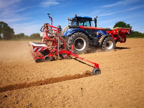 Kuhn Maxima 3 RT Ficha Tecnica Especificaciones 2018 2023 LECTURA