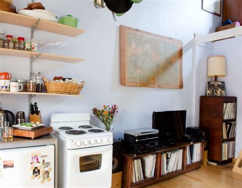 House Tour A Tiny 250 Square Foot Austin Studio Apartment Therapy