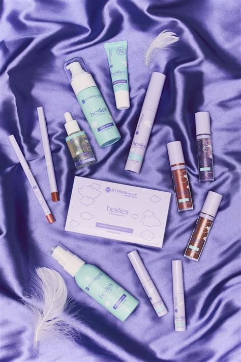 BELL HYPOAllergenic x BESTIES LIP GLOSS 01 Dreamy Nude 01 USTA BŁYSZCZYKI HYPOALLERGENIC