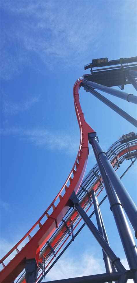 The bigger drop : r/rollercoasters