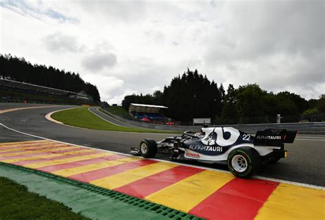 F Eau Rouge