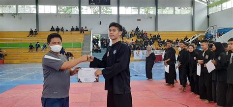 Juara I Pencak Silat Laga Kelas I Popda Kota Magelang Sma Negeri