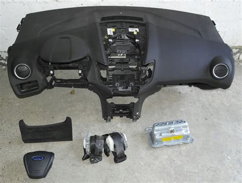 FORD FIESTA MK7 LIFT AIRBAG PASY KONSOLA KOKPIT A667 za 1699 zł z