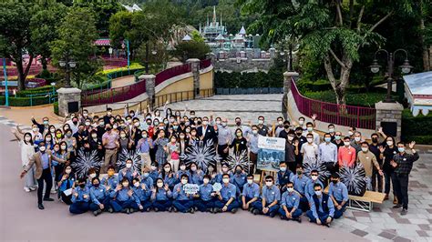 Hong Kong Disneyland Celebrate Milestone Of ‘frozen Land