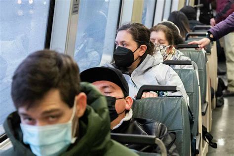 Us Judge Strikes Down Mask Mandate For Public Transport News Flash