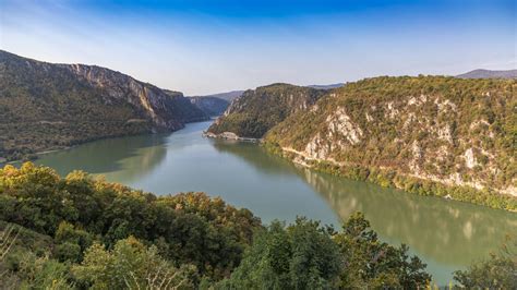 Najbolja Mesta Za Pecanje Na Dunavu Vodi Kroz Top Destinacije