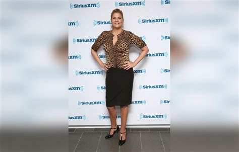 Mom Star Kristen Johnston Blames Lupus Medication For Shocking Weight