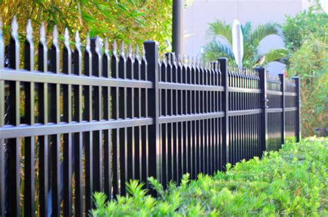 The Hottest Modern Fence Designs For 2023 Smucker Fencing