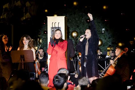 Las Im Genes De La Inauguraci N De La Iluminaci N De Navidad En San