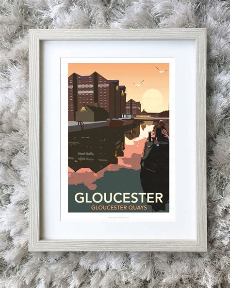 Gloucester Docks (Night) | Discover Cotswolds