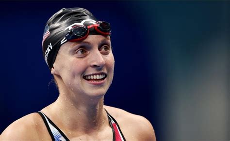 Pese A Un Carrer N De Katie Ledecky China Gana El Oro Y R Cord