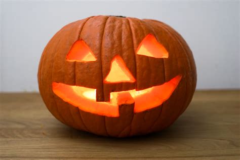 Réaliser une citrouille lumineuse pour Halloween Paléo Régime