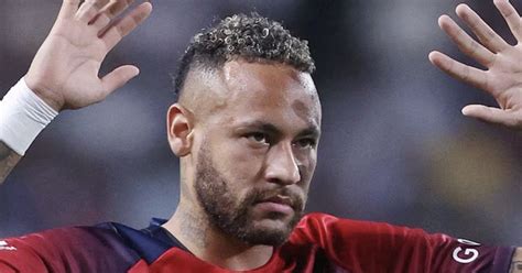 Neymar chính thức chia tay PSG gia nhập CLB Al Hilal với mức lương khủng