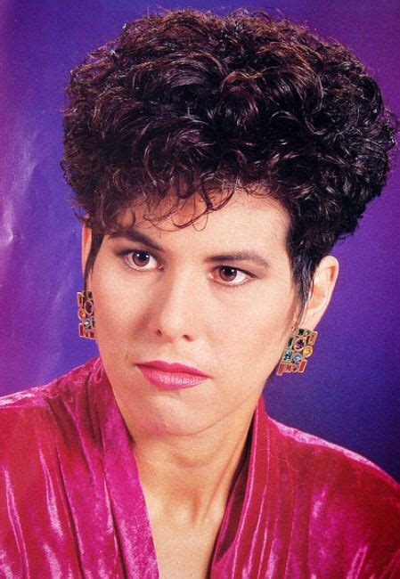 I Love This Short Curls Hair Styles 80s Short Hair