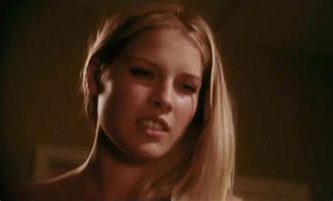 Nude Video Celebs Ali Larter Sexy Giving It Up 1999