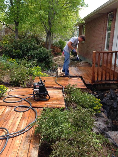 do it yourself divas: DIY: Deck Restore - Make An Old Deck Look New Again