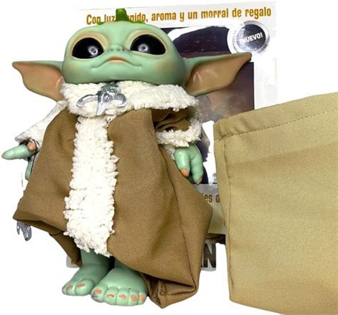 Baby Yoda Con Luz Sonido Aroma Y Morral Dijes De Regalo Env O Gratis