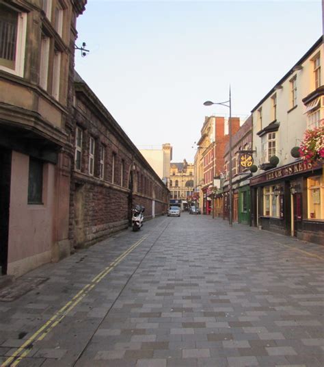 West Along Market Street Newport © Jaggery Cc By Sa20 Geograph