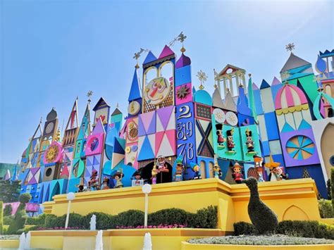 Best Tokyo Disneyland Rides You Shouldnt Skip For All