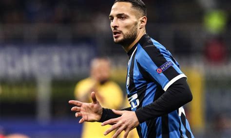 Inter Ufficiale Problema Muscolare Per D Ambrosio Ecco I Tempi Di