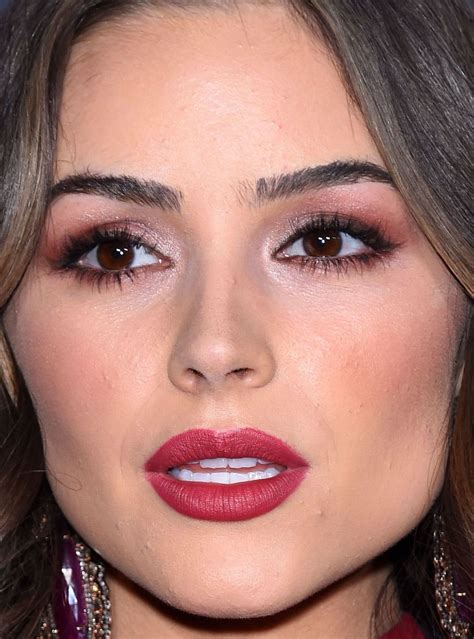 Olivia Culpo Instyle Awards 2015 Celebrity Makeup Looks Celebrity Makeup Oval Makeup Brush