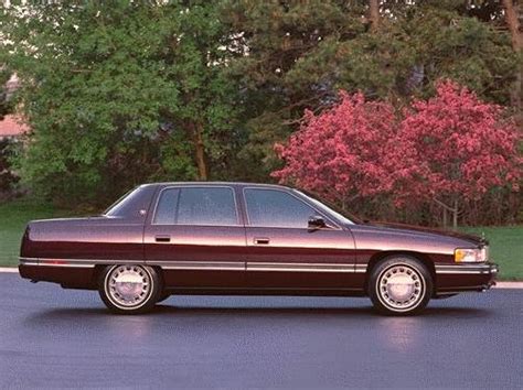 1996 Cadillac DeVille Values & Cars for Sale | Kelley Blue Book